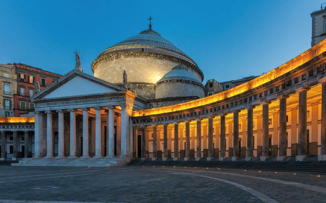 Palazzo Bevilacqua Napoli B&B Exterior photo